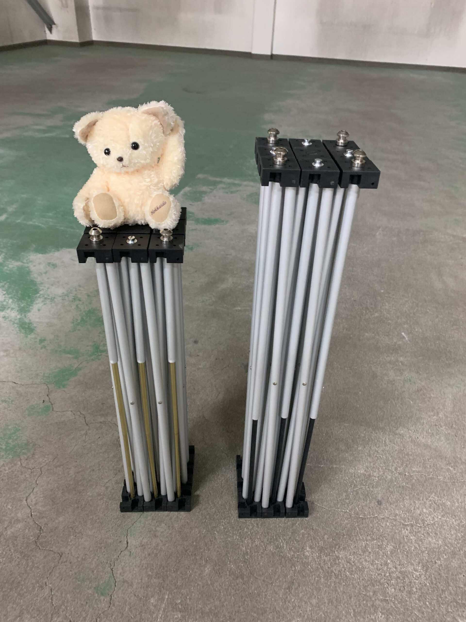 【北海道・札幌で正方形お立ち台（H200mm）レンタル】展示やスピーチ、ステージ演出に便利！