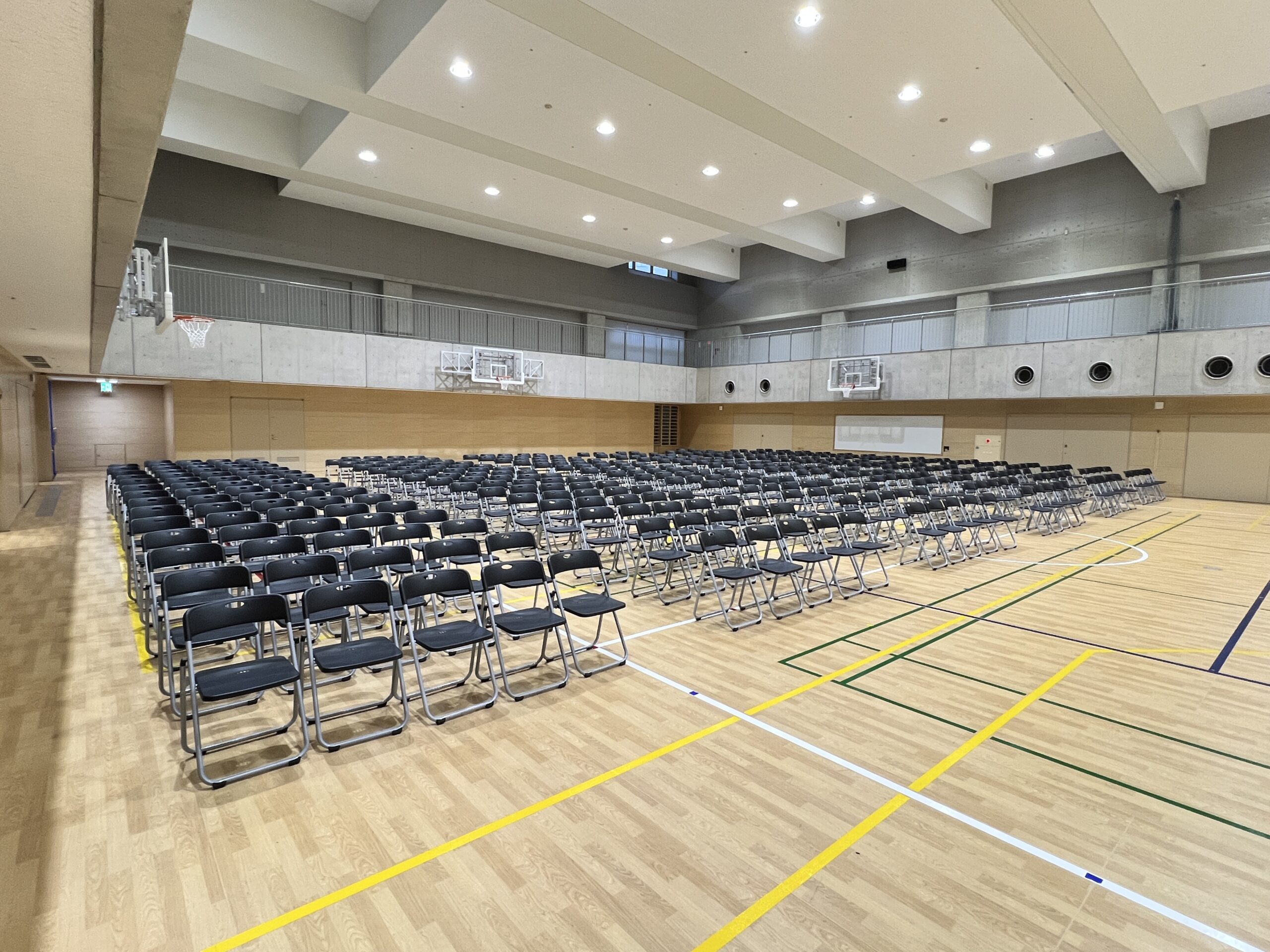 【北海道・札幌でプラスチックパイプ椅子レンタル】軽量で屋内・屋外イベントにおすすめ!🪑